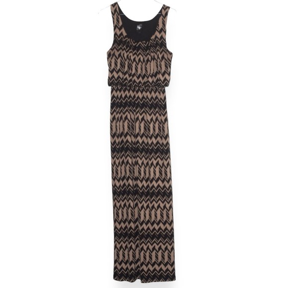 Trixxi Dresses & Skirts - Black and beige maxi dress size M